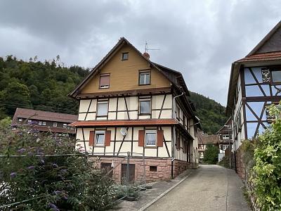 Foto - 7 Zimmer Mehrfamilienhaus, Wohnhaus zum Kaufen in Gernsbach