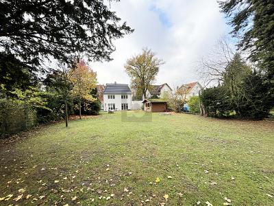 Foto - ENERGIEEFFIZIENT, MODERN MIT PARKÄHNLICHEN GRUNDSTÜCK