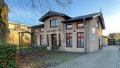 Foto - CHARAKTERHAUS MIT SEPARATEM KUTSCHERHAUS