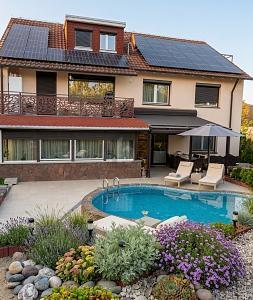 Foto - MODERNISIERT FÜR MEHRGENERATIONEN