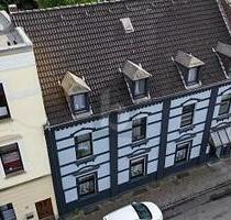 RENDITE ODER FAMILIENGLÜCK - 359.000,00 EUR Kaufpreis, ca.  312,00 m² Wohnfläche in Oberhausen (PLZ: 46117)