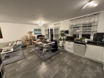 Foto - MODERN, ZENTRAL, NEUWERTIG, KÜCHE UND PARKPLATZ