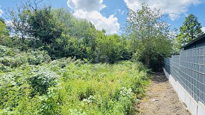 Foto - HIER FINDEN GENERATIONEN GENUG PLATZ