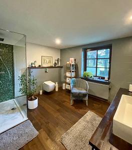 Foto - Einfamilienhaus mit 381,00 m² in Raduhn zum Kaufen