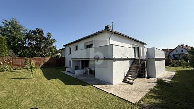 Foto - 6 Zimmer Einfamilienhaus zum Kaufen in Felsberg