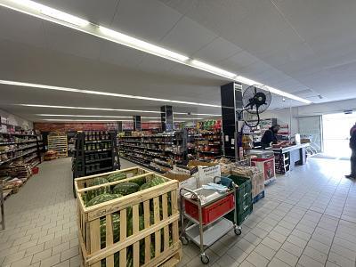 Foto - Laden, Geschäft, Verkaufsfläche mit 700,00 m² in Schopfheim zum Kaufen