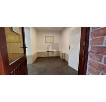 RUHIGES ARBEITEN IN GRÜNLAGE - 1.500,00 EUR  pro  Monat Kaltmiete, ca.  110,00 m² in Berlin-Karlshorst (PLZ: 10318)