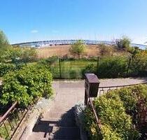 DIREKT AM YACHTHAFEN - 716.000,00 EUR Kaufpreis, ca.  216,00 m² Wohnfläche in Breege (PLZ: 18556)