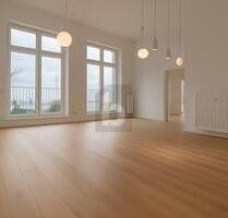 LEBEN ÜBER DER STADT KOMPLETT RENOVIERT - Hamburg Lokstedt