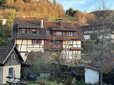 Foto - 16 Zimmer Mehrfamilienhaus, Wohnhaus zum Kaufen in Gernsbach