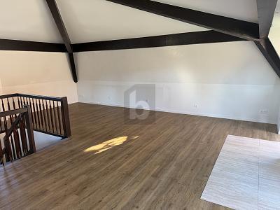 Foto - 5 Zimmer Maisonettenwohnung zur Miete in Stuttgart