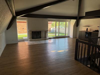 Foto - WOHNEN MIT STIL: MIT KAMIN - 2.500,00&nbsp;EUR &nbsp;pro&nbsp; Monat Kaltmiete, ca.&nbsp; 149,00&nbsp;m&sup2;&nbsp;Wohnfl&auml;che