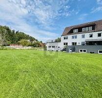 ALLEINLAGE, VIEL PLATZ MIT NEUER WERKSTATT - Schwarza