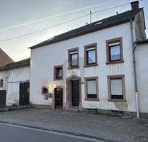 CHARMANT, 2 HÄUSER, GEWERBE, FÜR DIE FAMILIE - Mettlach