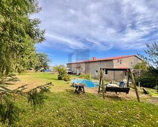 RAUM ZUM LEBEN - MIT GARAGE DER EXTRAKLASSE - Kassow