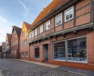 HISTORISCHES JUWEL MIT POTENZIAL - Lauenburg/Elbe