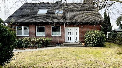 Foto - CHARMANTE FAMILIENVILLA MIT TERRASSE & GARTEN