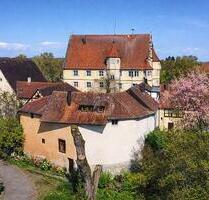 WOHNEN IM SCHLOSS - 680.000,00&nbsp;EUR Kaufpreis, ca.&nbsp; 350,00&nbsp;m&sup2;&nbsp;Wohnfl&auml;che in Hirrlingen (PLZ: 72145)