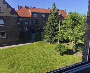 VIEL PLATZ & RUHE MIT GRÜNEM INNENHOF - Greppin