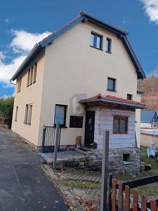 Foto - 8 Zimmer Mehrfamilienhaus, Wohnhaus zum Kaufen in Meiningen
