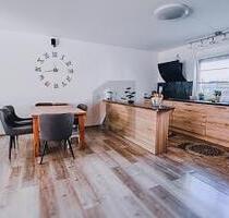GROßZÜGIGES FAMILIENPARADIES - 630.000,00&nbsp;EUR Kaufpreis, ca.&nbsp; 170,00&nbsp;m&sup2;&nbsp;Wohnfl&auml;che in Sasbach am Kaiserstuhl (PLZ: 79361)