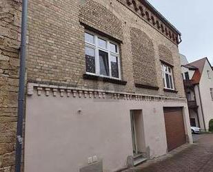 ZENTRAL. CHARMANT. LEBENSWERT. - 230.000,00&nbsp;EUR Kaufpreis, ca.&nbsp; 221,00&nbsp;m&sup2;&nbsp;Wohnfl&auml;che in Querfurt (PLZ: 06268)