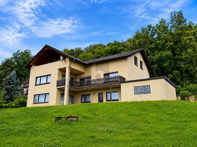 Foto - FAMILIENDOMIZIL IN FANTASTISCHER LAGE AM WALDRAND