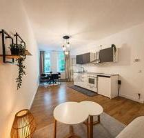STILVOLL MÖBLIERT AM BOXI - 1.100,00 EUR pro Monat Kaltmiete, ca. 37,00 m² Wohnfläche in Berlin-Friedrichshain (PLZ: 10245) STILVOLL MÖBLIERT AM BOXI - 1.100,00 EUR pro Monat Kaltmiete, ca. 37,00 m² Wohnfläche in Berlin-Friedrichshain (PLZ: 10245)