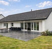 MODERNES WOHNEN AUF EINER EBENE LUXUS-BAD, GASKAMIN - Soest