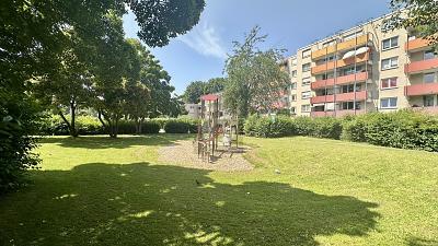 Foto - HELLE WOHNUNG IN GRÜNER LAGE - 285.000,00 EUR Kaufpreis, ca.  79,00 m² Wohnfläche