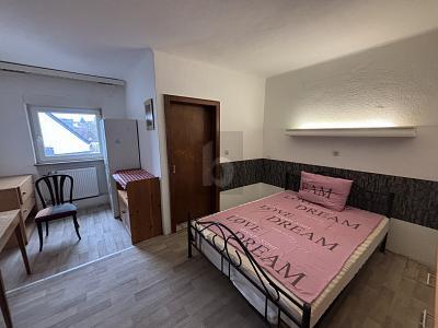 Foto - 20 Zimmer Mehrfamilienhaus, Wohnhaus in Sankt Ingbert