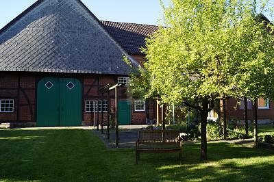 Foto - WOHNEN AUF GROßEM RESTHOF IM WESERBERGLAND