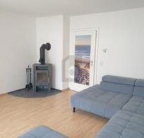 CHARMANTES WOHNEN MIT OFEN UND BALKON - Traunreut