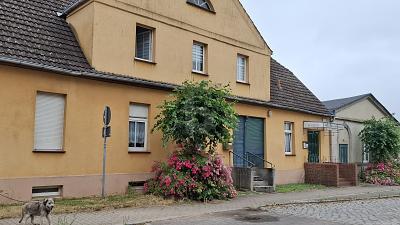 Foto - SEHR VIEL ZUM LEBEN UND WOHLFÜHLEN