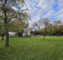 SÜDAUSRICHTUNG IN RUHIGE LAGE - 680.000,00 EUR Kaufpreis, ca.  800,00 m² in Moorenweis (PLZ: 82272)