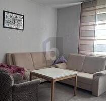 ZWEIFAMILIENHAUS MIT STARKEM ENTWICKLUNGSPOTENZIAL - Bremerhaven