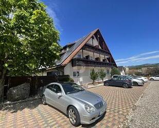 RUHIGES GARNIHOTEL IN SONNIGER LAGE - Schallbach