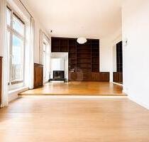 HAMBURG ZU IHREN FÜßEN - 1.250.000,00&nbsp;EUR Kaufpreis, ca.&nbsp; 152,00&nbsp;m&sup2;&nbsp;Wohnfl&auml;che in Hamburg Lokstedt (PLZ: 22529)