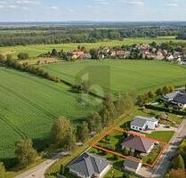 MODERNER BUNGALOW MIT WÄRMEPUMPE & EBK - Regis-Breitingen