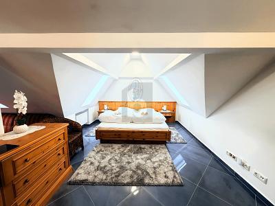 Foto - 11 WOHNEINHEITEN, TOP INVESTMENT MIT DENKMALSCHUTZ