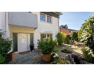 HOCHWERTIGES ZUHAUSE MIT BESONDEREM AUSBLICK - Göttingen