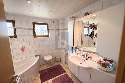 Foto - 6 Zimmer Zweifamilienhaus in Pforzheim