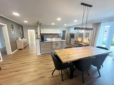 Foto - NEUWERTIG, ENERGIEEFFIZIENT UND EBENERDIG