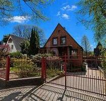 ATTRAKTIVES POTENZIAL IN GEWACHSENER WOHNLAGE - Hamburg Hummelsbüttel