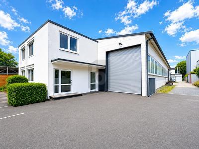 Foto - BÜRO UND LAGERFLÄCHE MIT TOP ANBINDUNG A81