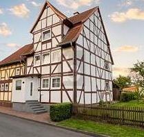 WOHNEN MIT CHARME - 199.000,00&nbsp;EUR Kaufpreis, ca.&nbsp; 110,00&nbsp;m&sup2;&nbsp;Wohnfl&auml;che in Staufenberg (PLZ: 34355)