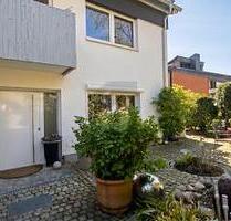 HOCHWERTIGES ZUHAUSE MIT BESONDEREM AUSBLICK - Göttingen