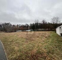 IHR TRAUM VOM EIGENHEIM BEGINNT HIER - Hirschaid