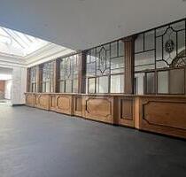 ZENTRALE AUSSTELLUNGS-, ODER VERKAUFSRÄUME - Lahr/Schwarzwald