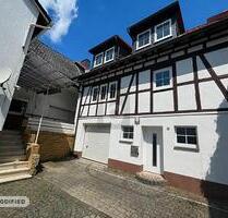 GENERATIONENWOHNEN MIT RENDITE UND GARTEN - Gladenbach